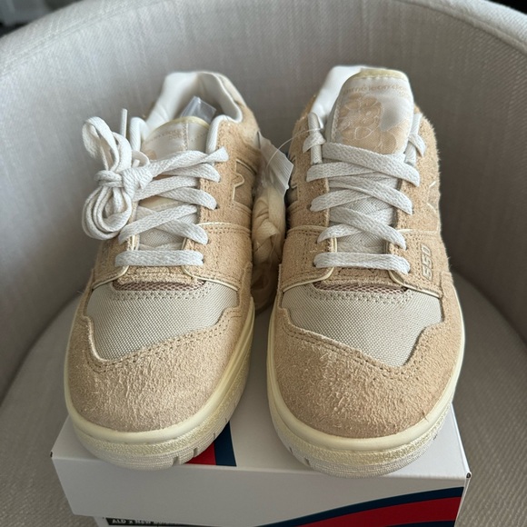 New Balance 550 x Aime Leon Dore Taupe Suede - Picture 2 of 2